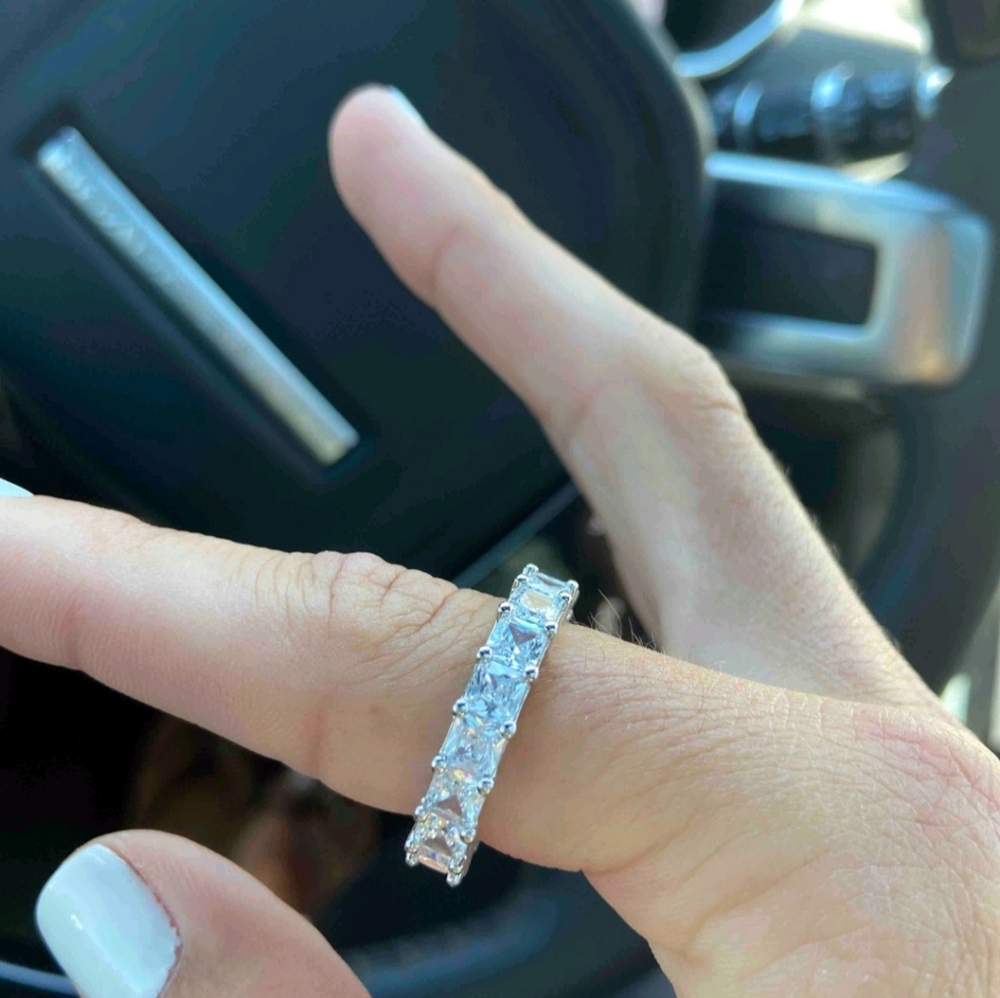 Size 9 princess cut diamond ring